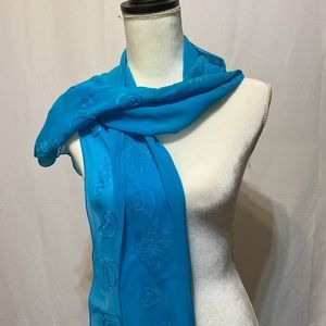 BLUE EMBROIDERY RAYON SCARF